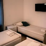 Hostel Jadran