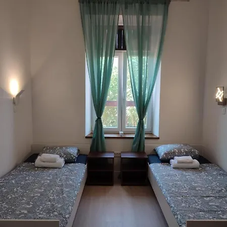 Jadran 旅馆 帕格