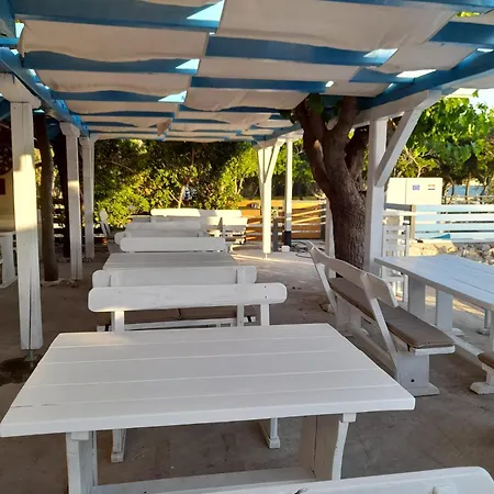 Auberge de jeunesse Jadran